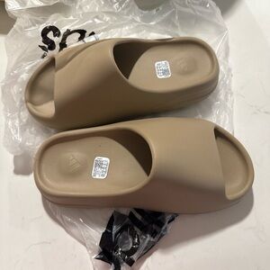 Yeezy Tan Slide Sandals